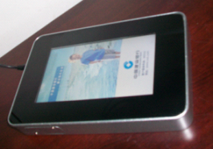 廠家熱銷創(chuàng)業(yè)興鼎7寸小巧于數(shù)碼相框型廣告機(jī)_傳媒、廣電_世界工廠網(wǎng)中國(guó)產(chǎn)品信息庫(kù)